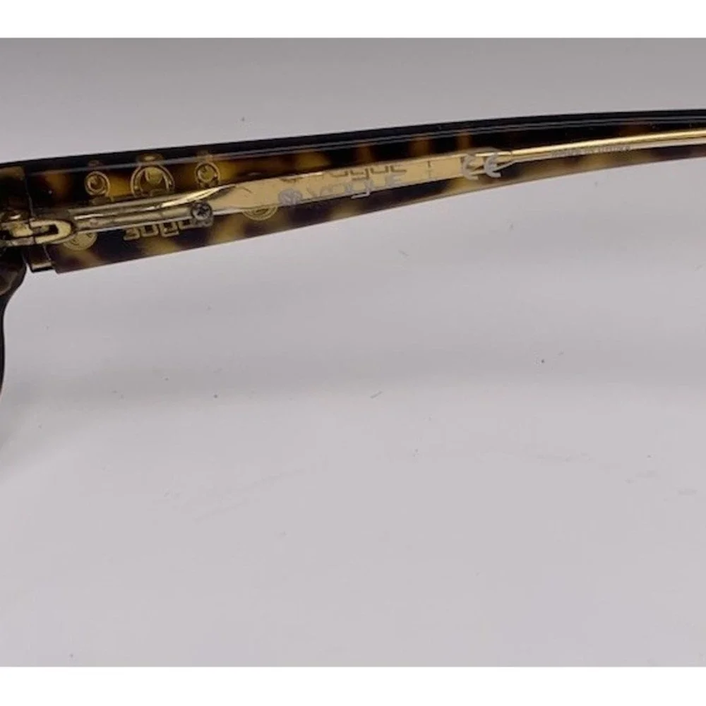 Vogue Eyeglasses Frames Women's VO 2758 1916 52 16 135 Tortoise‎